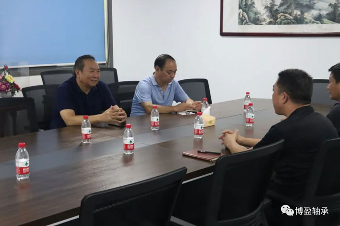 县政协主席王定泽同志到博盈轴承公司进行调研工作